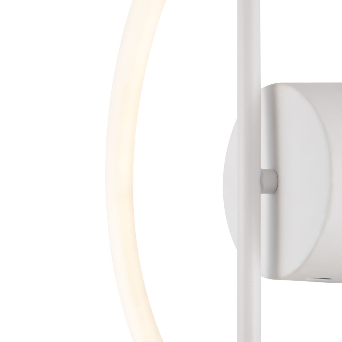 Настенный светильник Freya Fancy FR6059WL-L28W