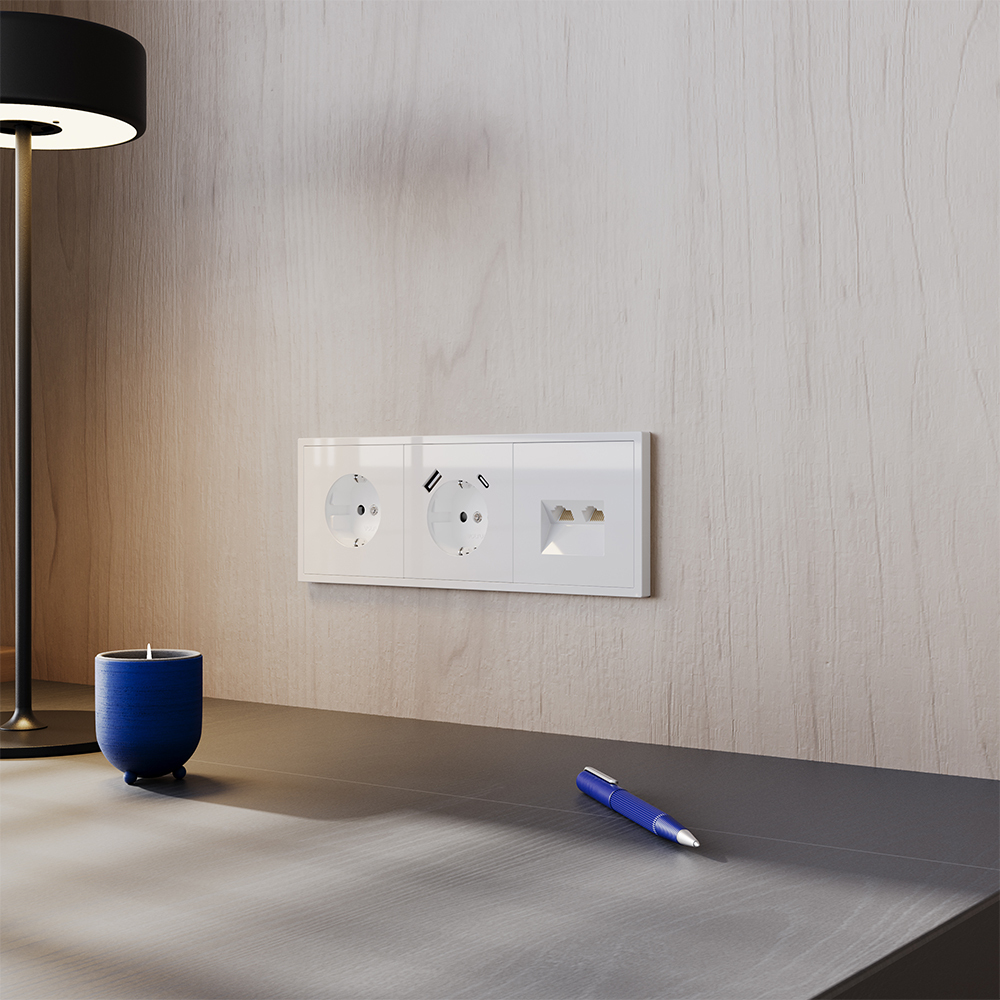 Розетка компьютерная двойная Voltum S70 VLS060201 (белый глянцевый)