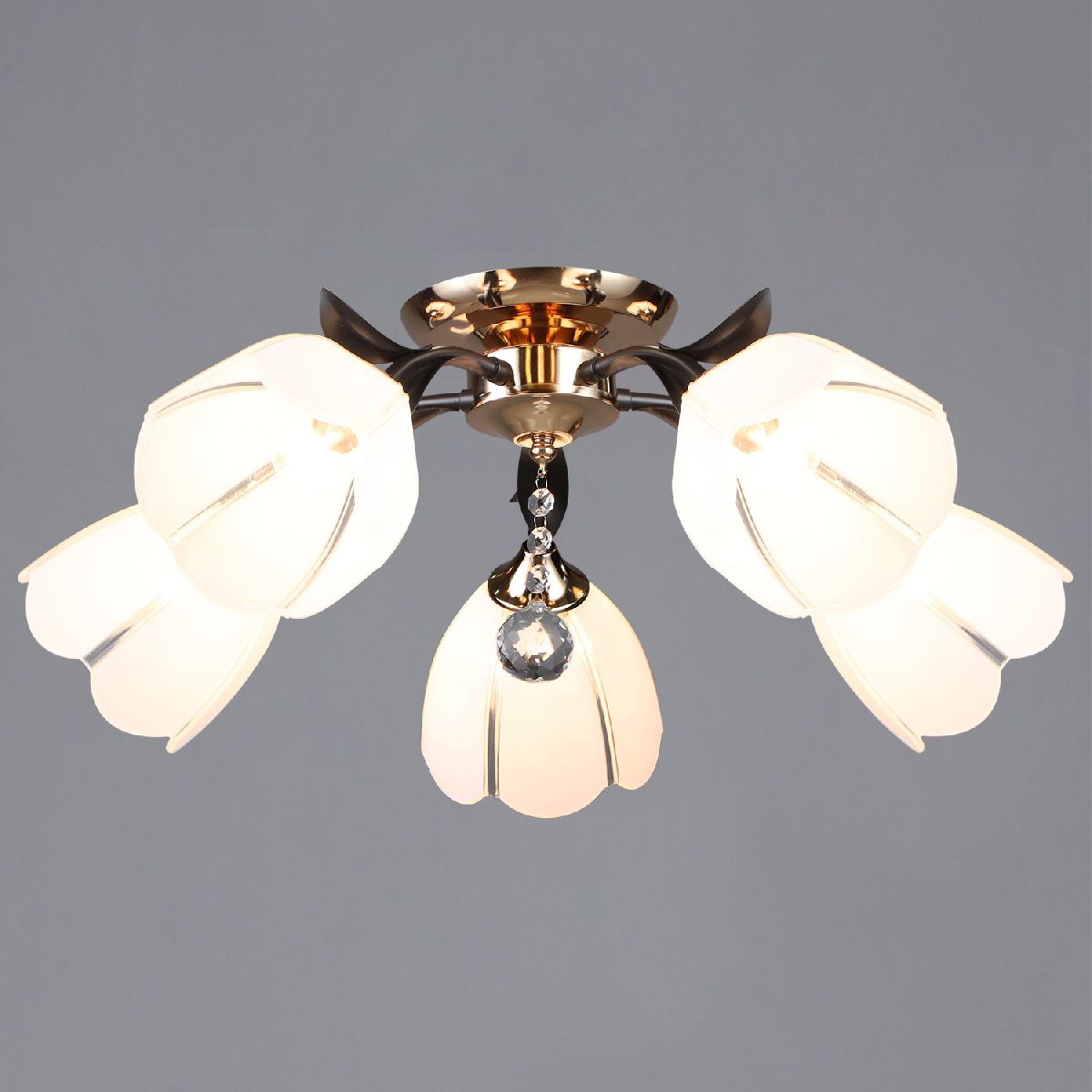 Потолочная люстра Reluce 06382-0.3-05 FGD+COFFEE Потолочная люстра Reluce 06382-0.3-05 FGD+COFFEE