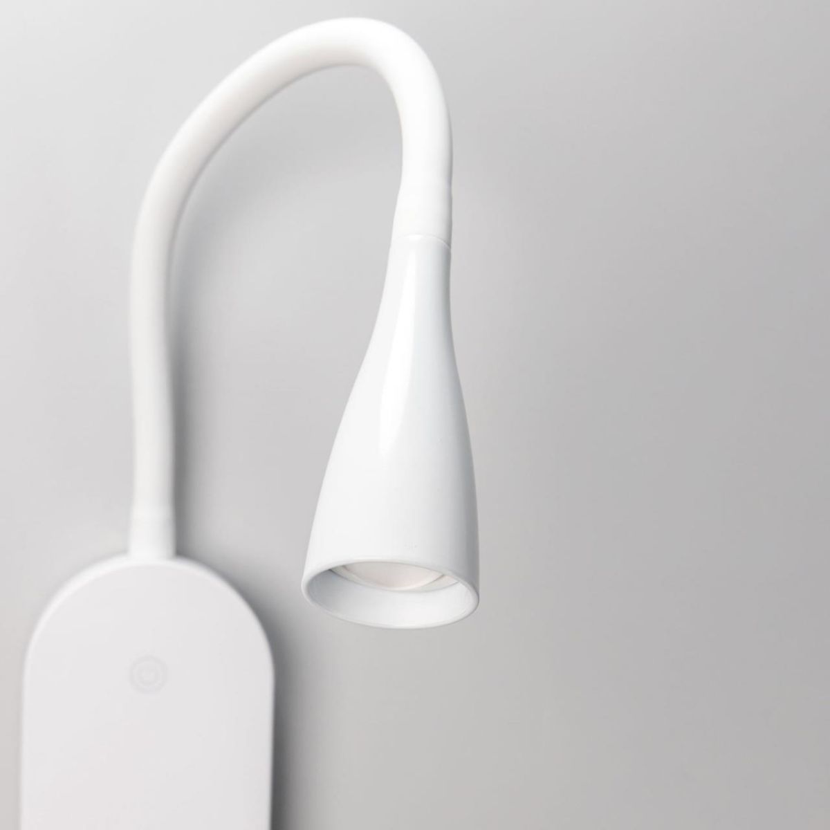 Светильник настенный Citilux Рио CL704380N