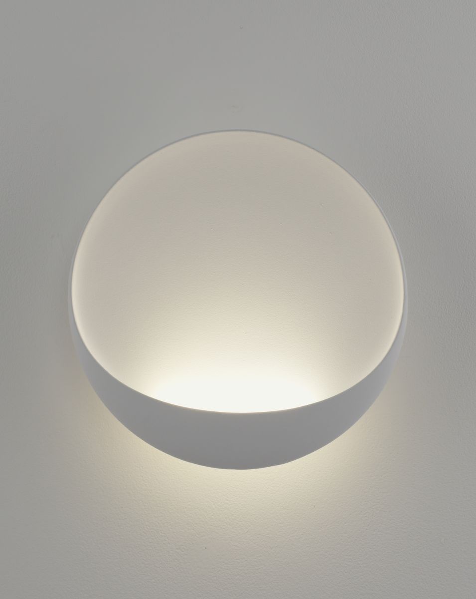 Настенный светильник Moderli Maloni V11216-WL