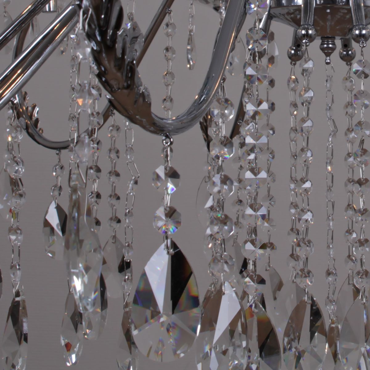 Подвесная люстра Reluce 09230-0.4-08 CH