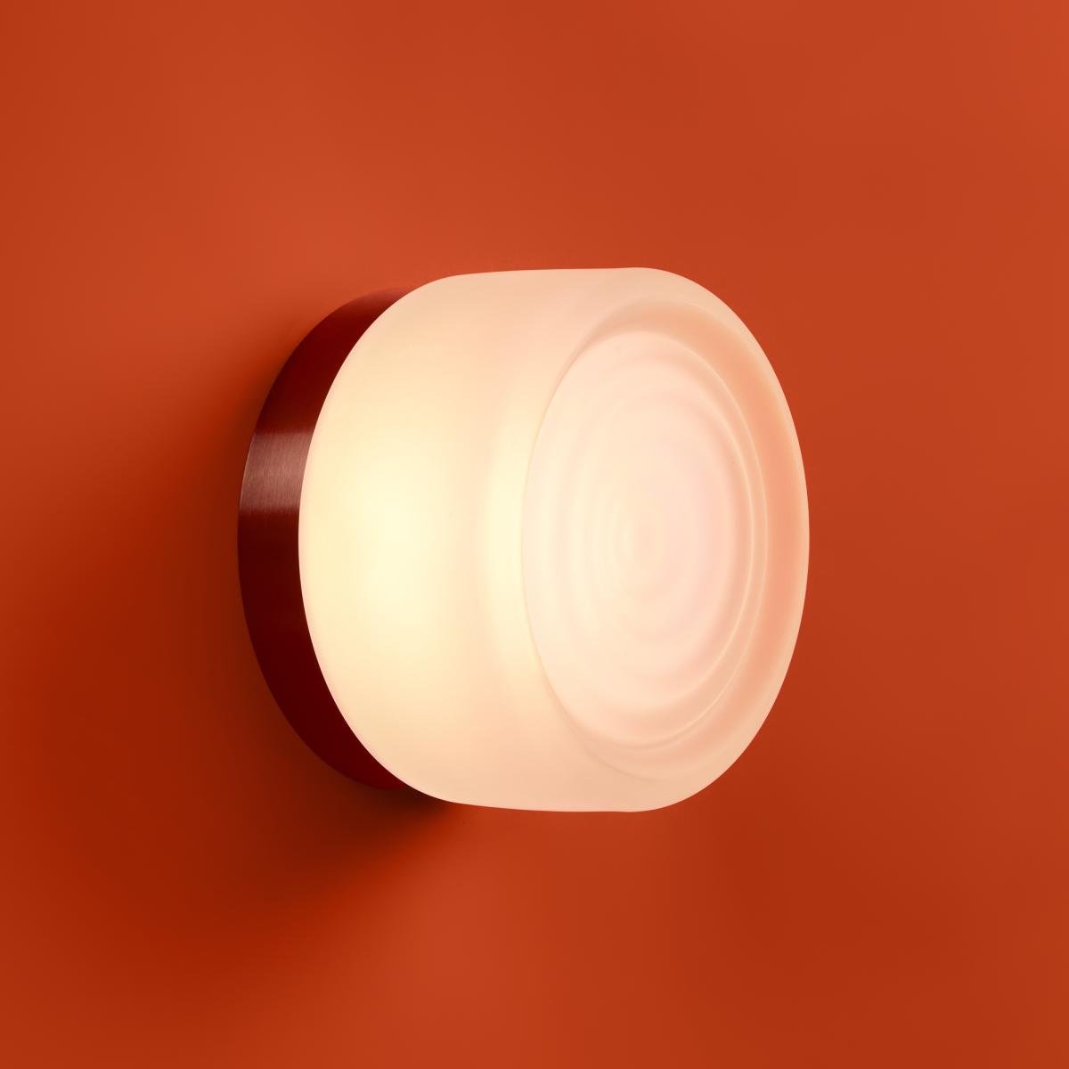 Настенный светильник Freya Retro FR5603WL-L8W1