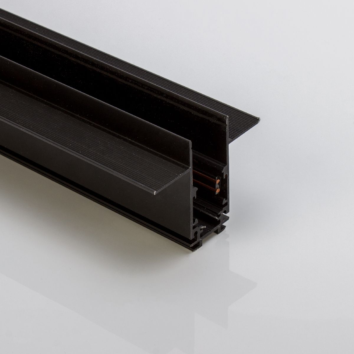 Шинопровод магнитный встраиваемый Lumker SY-LINK-20T1-2.5-BL 019266 Шинопровод магнитный встраиваемый Lumker SY-LINK-20T1-2.5-BL 019266