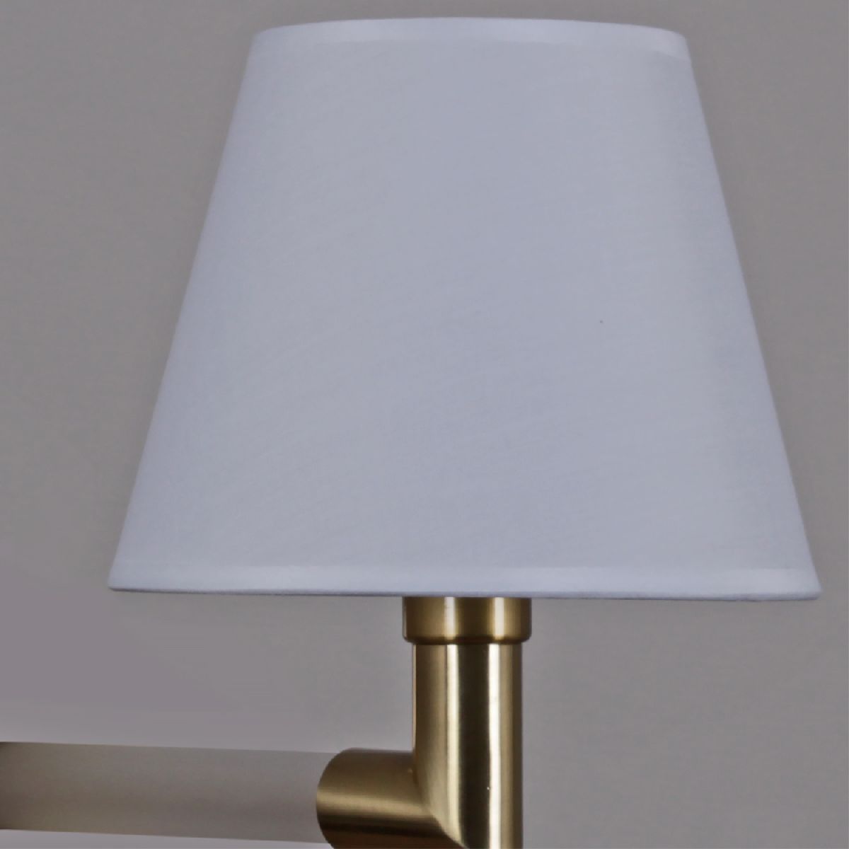 Люстра на штанге Illumico IL0501-5P-79 BRASS Люстра на штанге Illumico IL0501-5P-79 BRASS