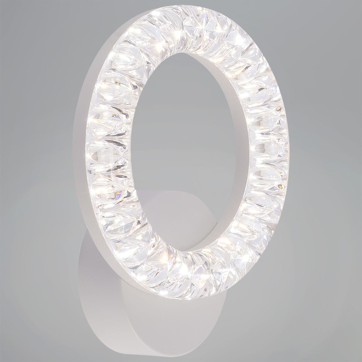 Бра Reluce 09847-0.2-01A WH Бра Reluce 09847-0.2-01A WH