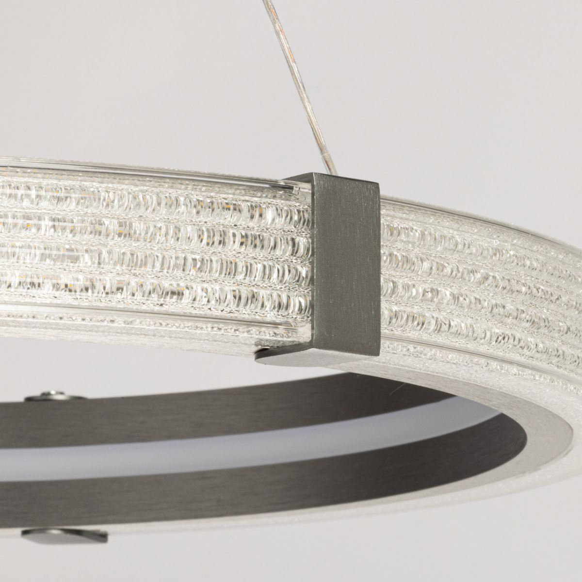 Подвесная люстра De Markt City Платлинг 117010101