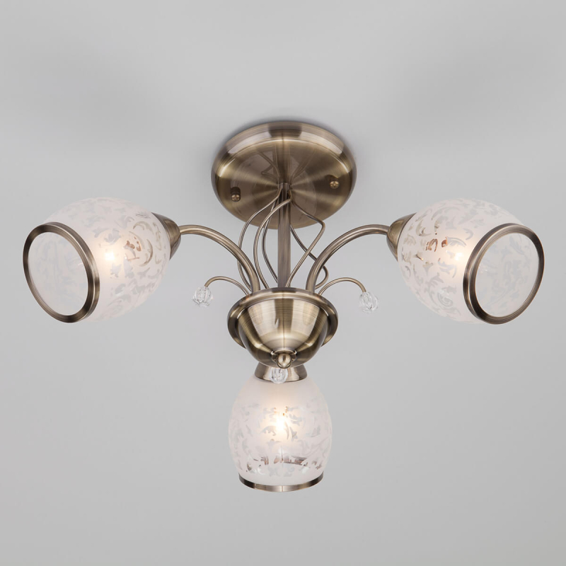 Потолочная люстра Eurosvet 30026/3 античная бронза Потолочная люстра Eurosvet 30026/3 античная бронза