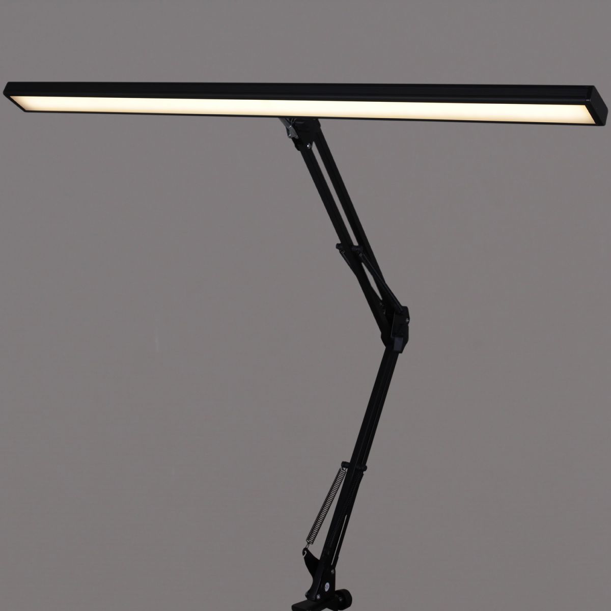 Настольная лампа Reluce 70000-0.7-01HV