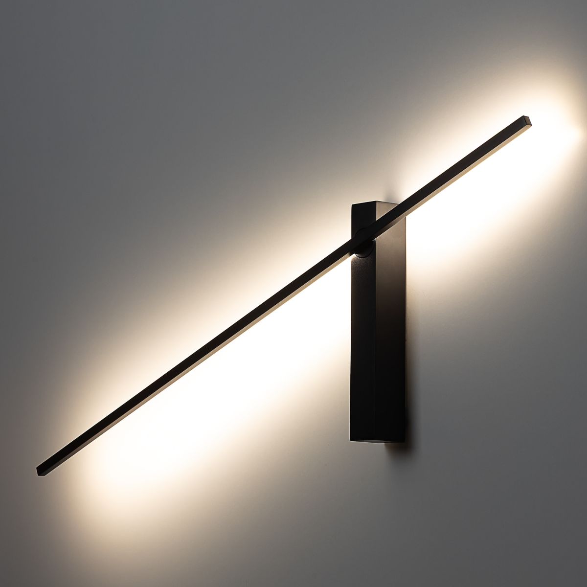 Настенный светильник Citilux Pixel CL216471