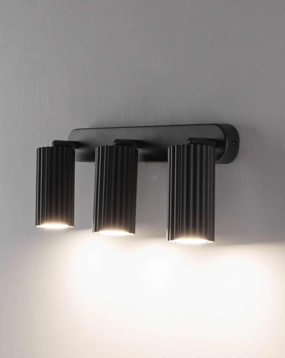 Спот Moderli Cora V11775-3C