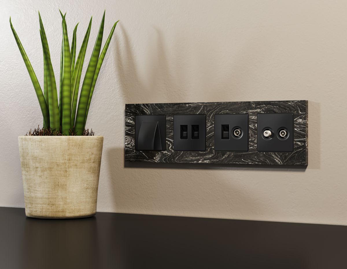 Комплект механизма розетки TV оконечной + SAT 5-862MHz 3.5dB/950-2150MHz 3.5dB Alfa Черный матовый Quant Ambrella Volt MA813310 (AP8133, VM217)