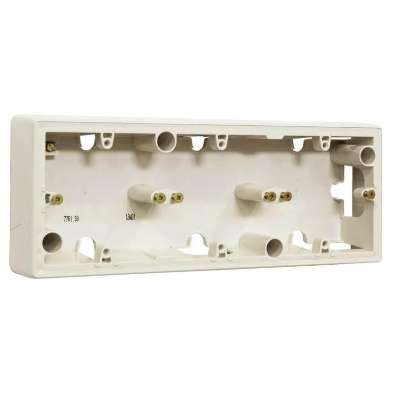 Коробка накладного монтажа 3-постовая Legrand Galea Valena слоновая кость 776133