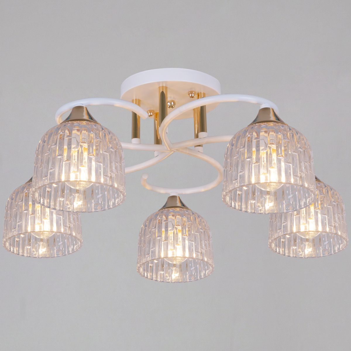 Потолочная люстра Reluce 16360-0.3-05 WH+FG