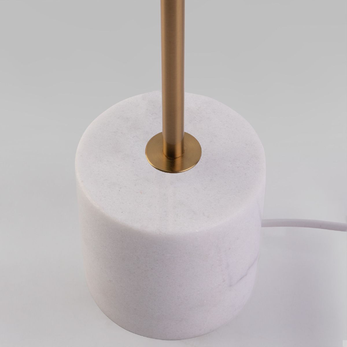 Настольная лампа Eurosvet Marbella 01157/1 латунь a064387