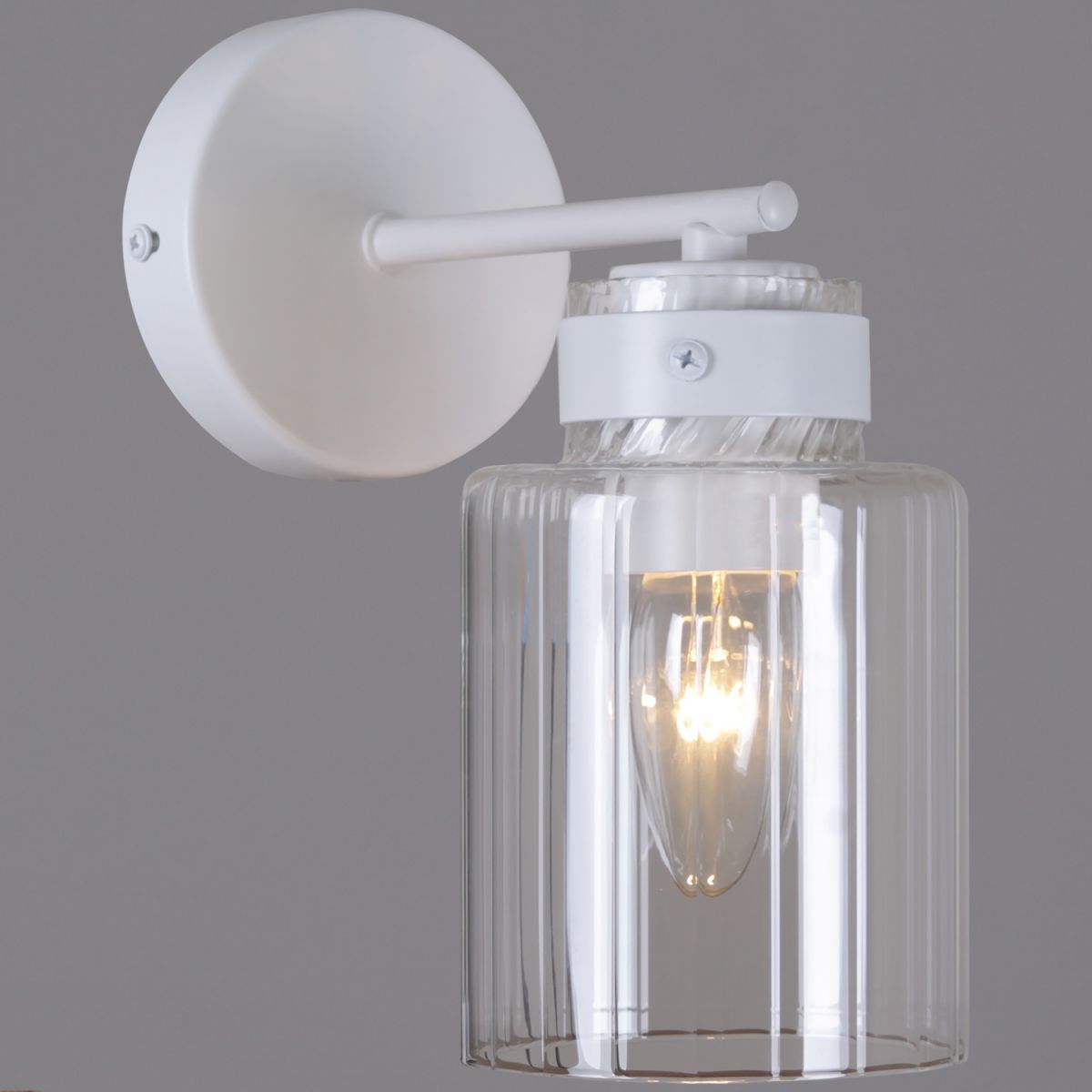 Бра Reluce 17570-0.2-01