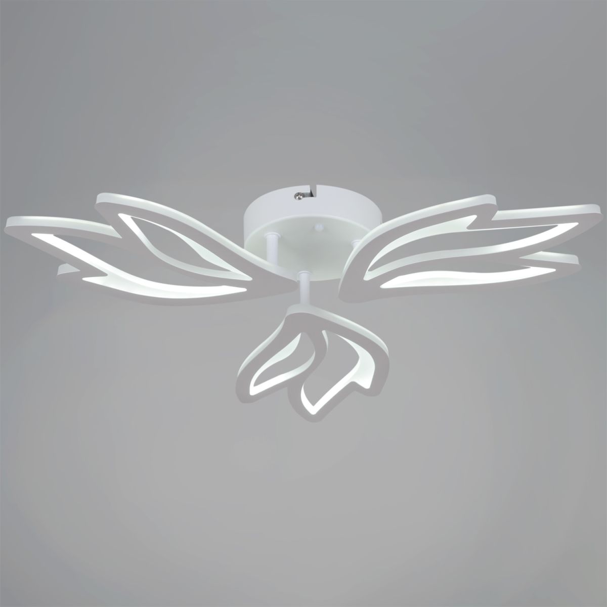 Потолочная люстра Reluce 09862-0.3-03 WH