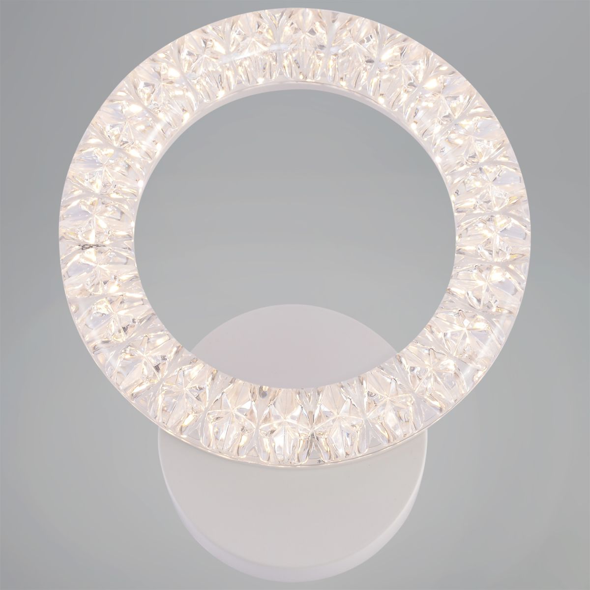 Бра Reluce 09847-0.2-01A WH Бра Reluce 09847-0.2-01A WH