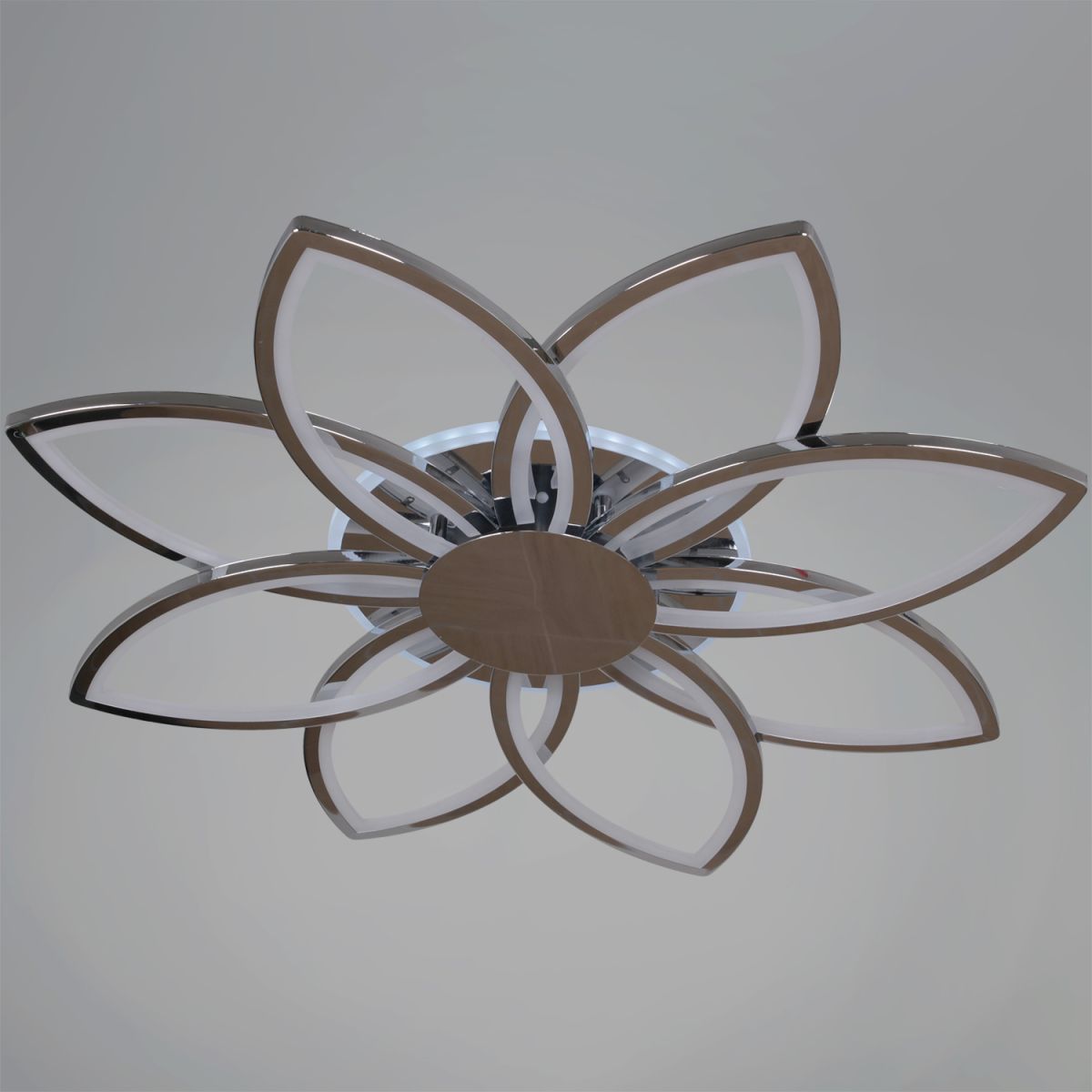 Потолочная люстра Reluce 09877-0.3-08 CR (RGB)