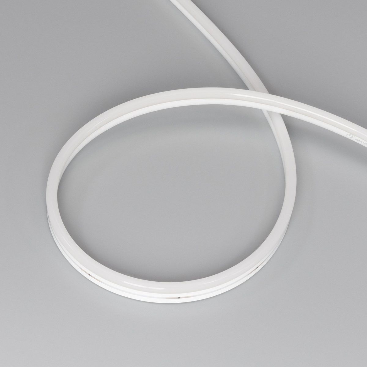 Светодиодная герметичная лента Arlight HALO-SIDE-A160-06x13mm 24V Warm3000 (10 W/m, IP67, 5m, wire x1) 053366 Светодиодная герметичная лента Arlight HALO-SIDE-A160-06x13mm 24V Warm3000 (10 W/m, IP67, 5m, wire x1) 053366