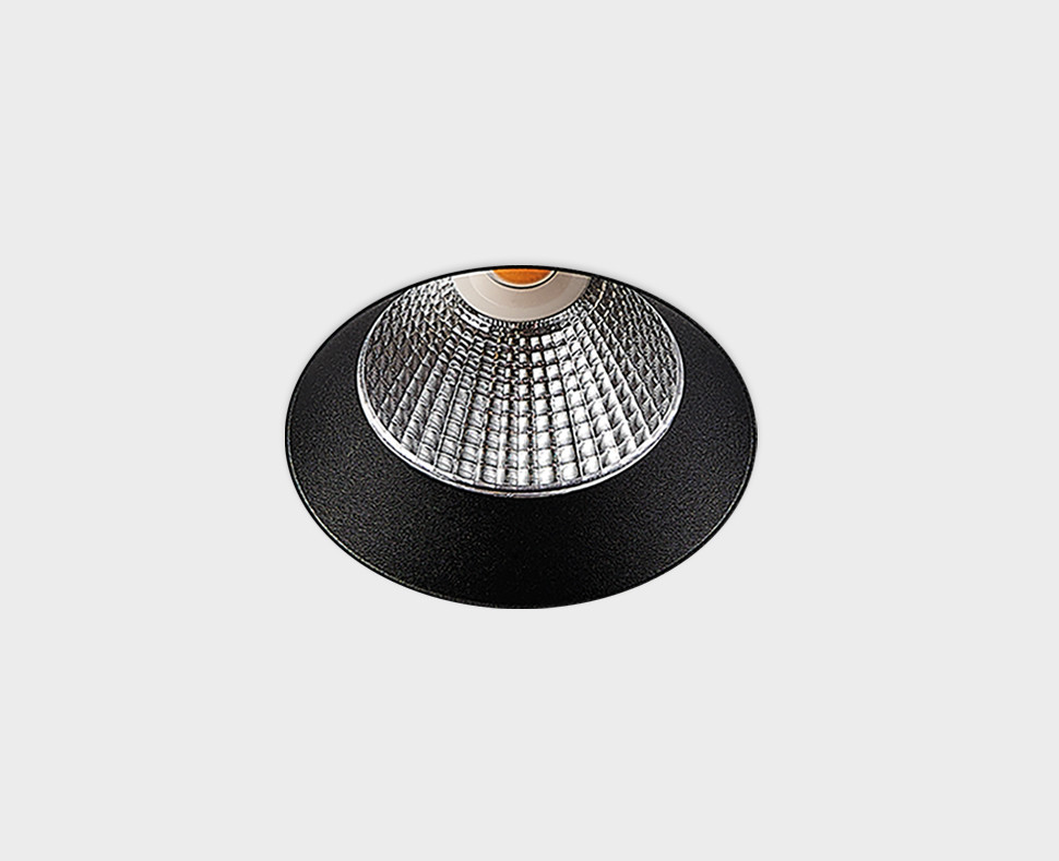 Встраиваемый светильник Italline IT02-028 black 3000K Встраиваемый светильник Italline IT02-028 black 3000K