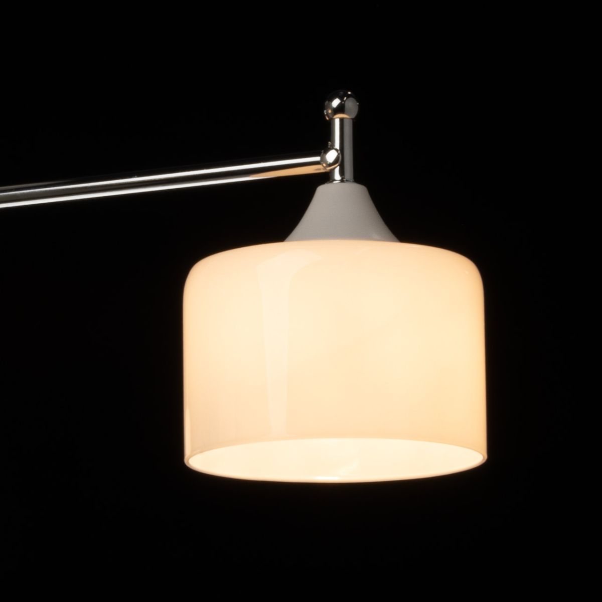 Люстра на штанге De Markt City Тетро 118010603