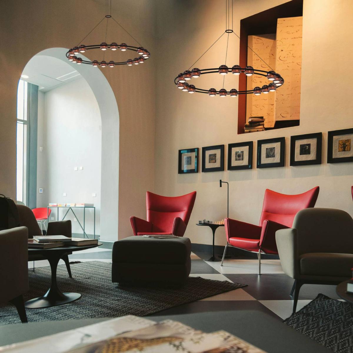 Подвесная люстра Favourite Sturm 4561-18P