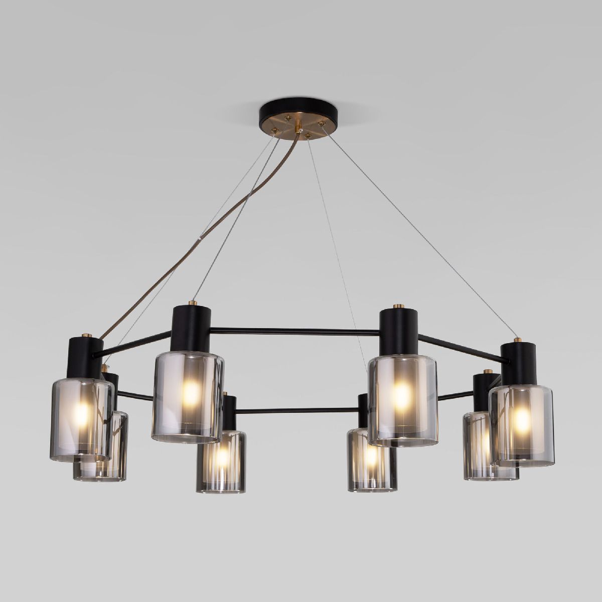Подвесная люстра Eurosvet Notion 70219/8 черный/античная бронза a065300 Подвесная люстра Eurosvet Notion 70219/8 черный/античная бронза a065300