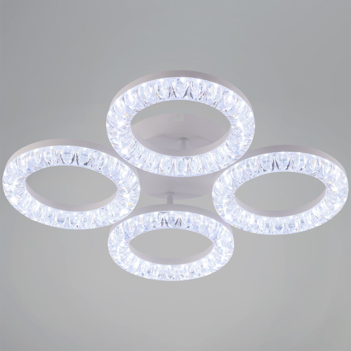 Потолочная люстра Reluce 09847-0.3-04A WH