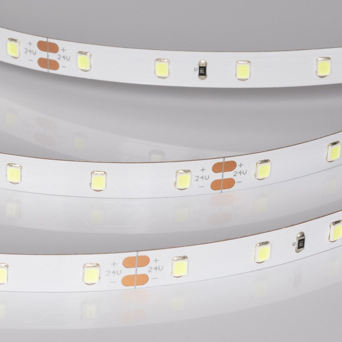 Светодиодная лента Arlight RT-A60-8mm 24V Ice Blue (4.8 W/m, IP20, 5m) 055376 Светодиодная лента Arlight RT-A60-8mm 24V Ice Blue (4.8 W/m, IP20, 5m) 055376