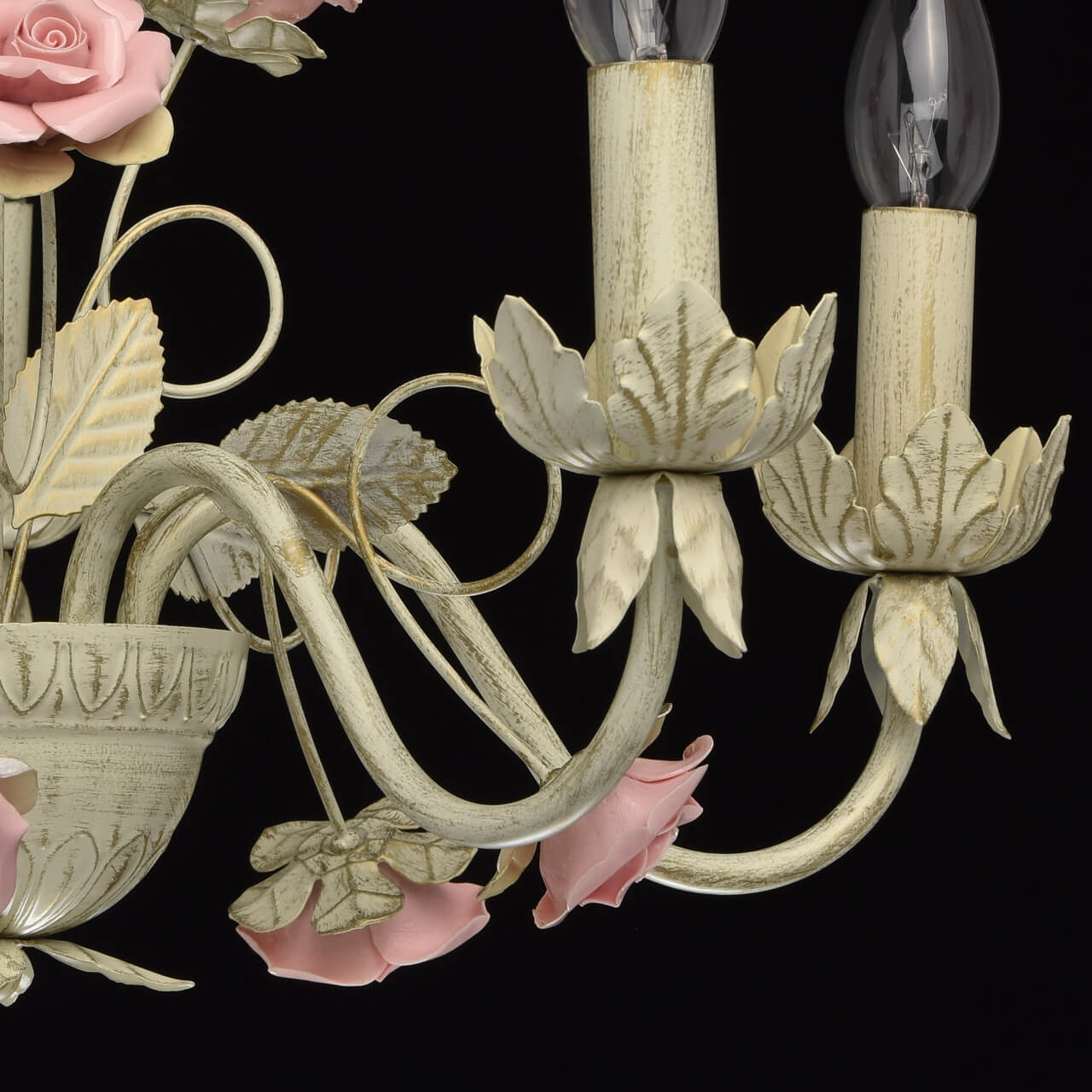 Подвесная люстра De Markt City Букет 421015005 Подвесная люстра De Markt City Букет 421015005