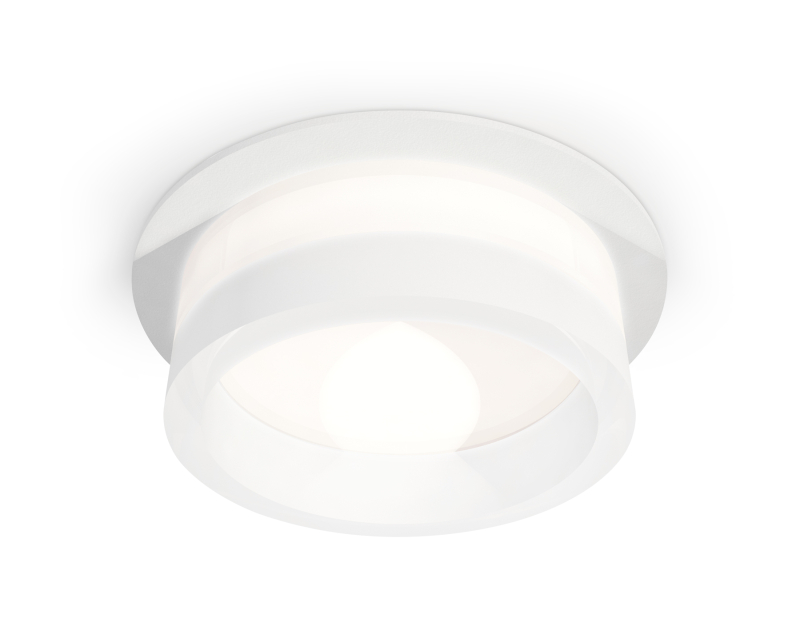 Встраиваемый светильник Ambrella Light Techno Spot XC8050015 (C8050, N8401) Встраиваемый светильник Ambrella Light Techno Spot XC8050015 (C8050, N8401)