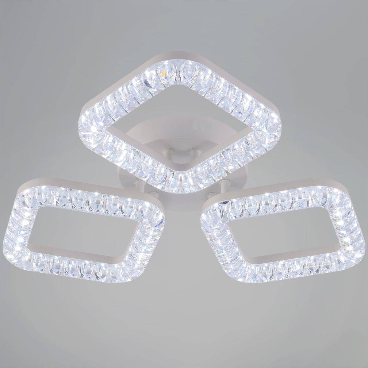 Потолочная люстра Reluce 09848-0.3-03A WH