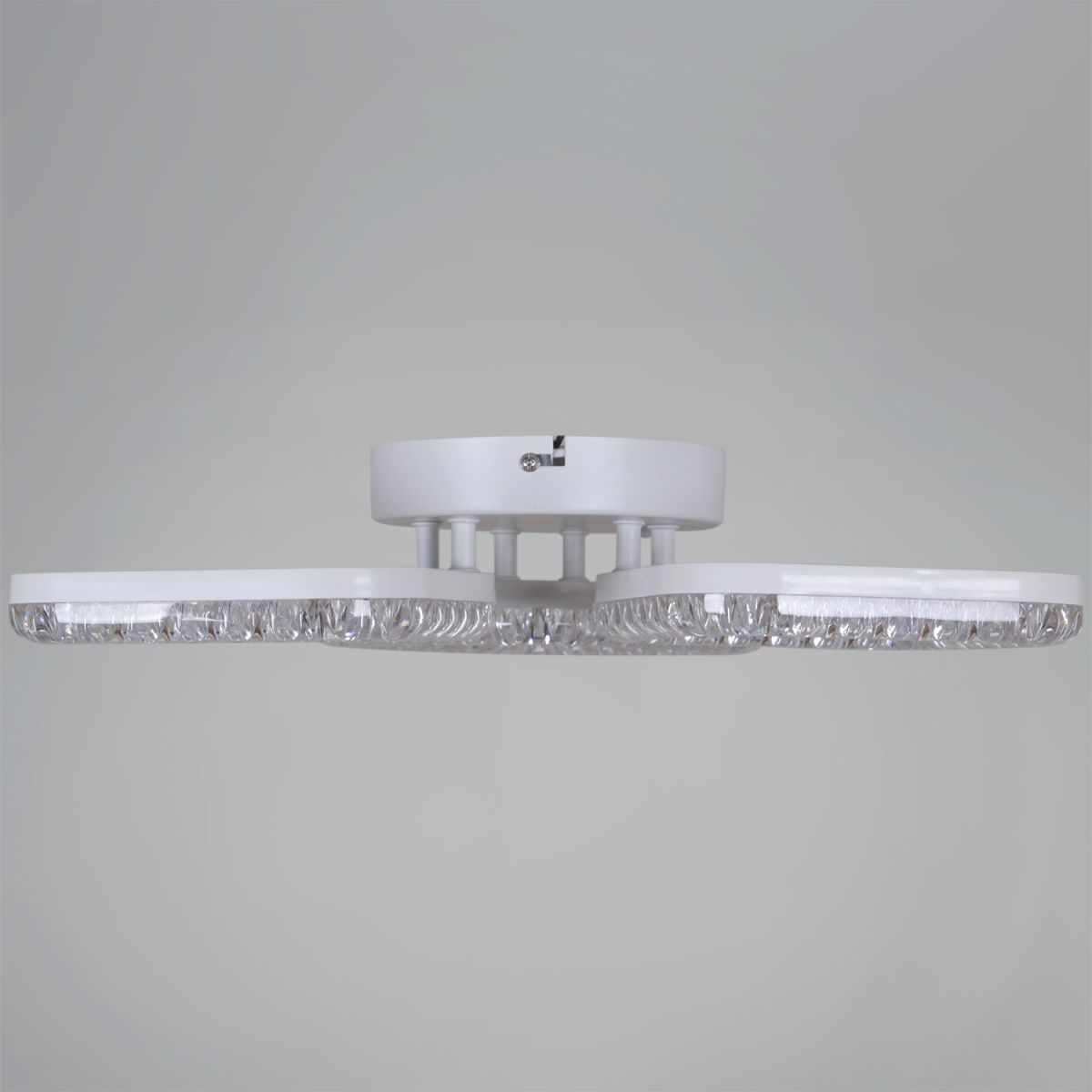 Потолочная люстра Reluce 09848-0.3-03A WH