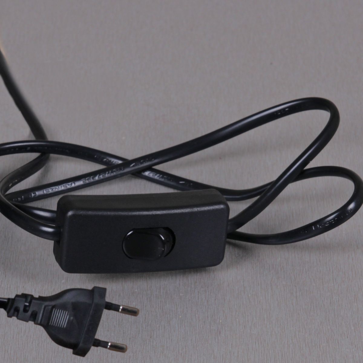 Настольная лампа Reluce 00005-0.7-01HV BK