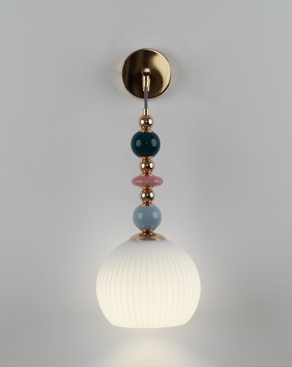Бра Moderli Charm V11171-1W Бра Moderli Charm V11171-1W