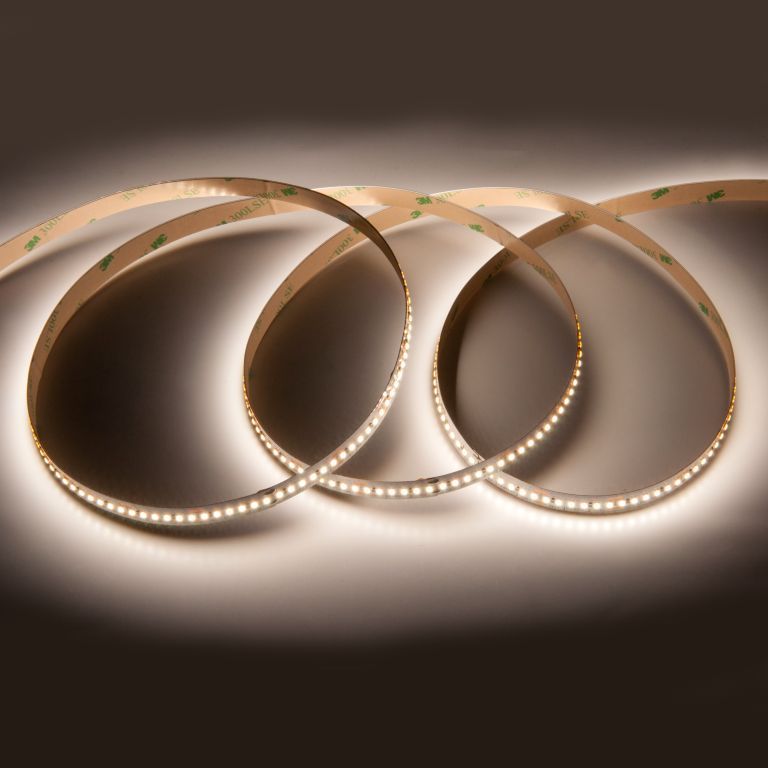 Светодиодная лента General GLS-2835-240-19.2-12-IP20-4 501250 Светодиодная лента General GLS-2835-240-19.2-12-IP20-4 501250