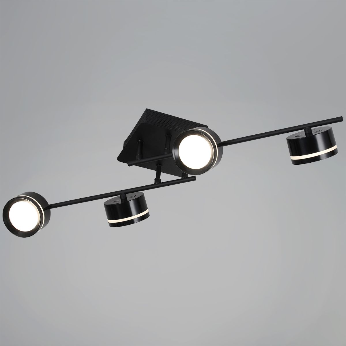 Потолочная люстра Reluce 10590-0.3-04 Black