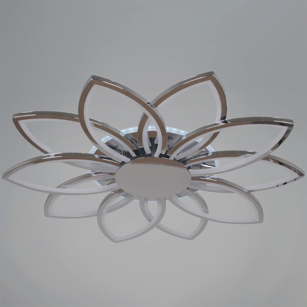 Потолочная люстра Reluce 09877-0.3-10 CR (RGB)