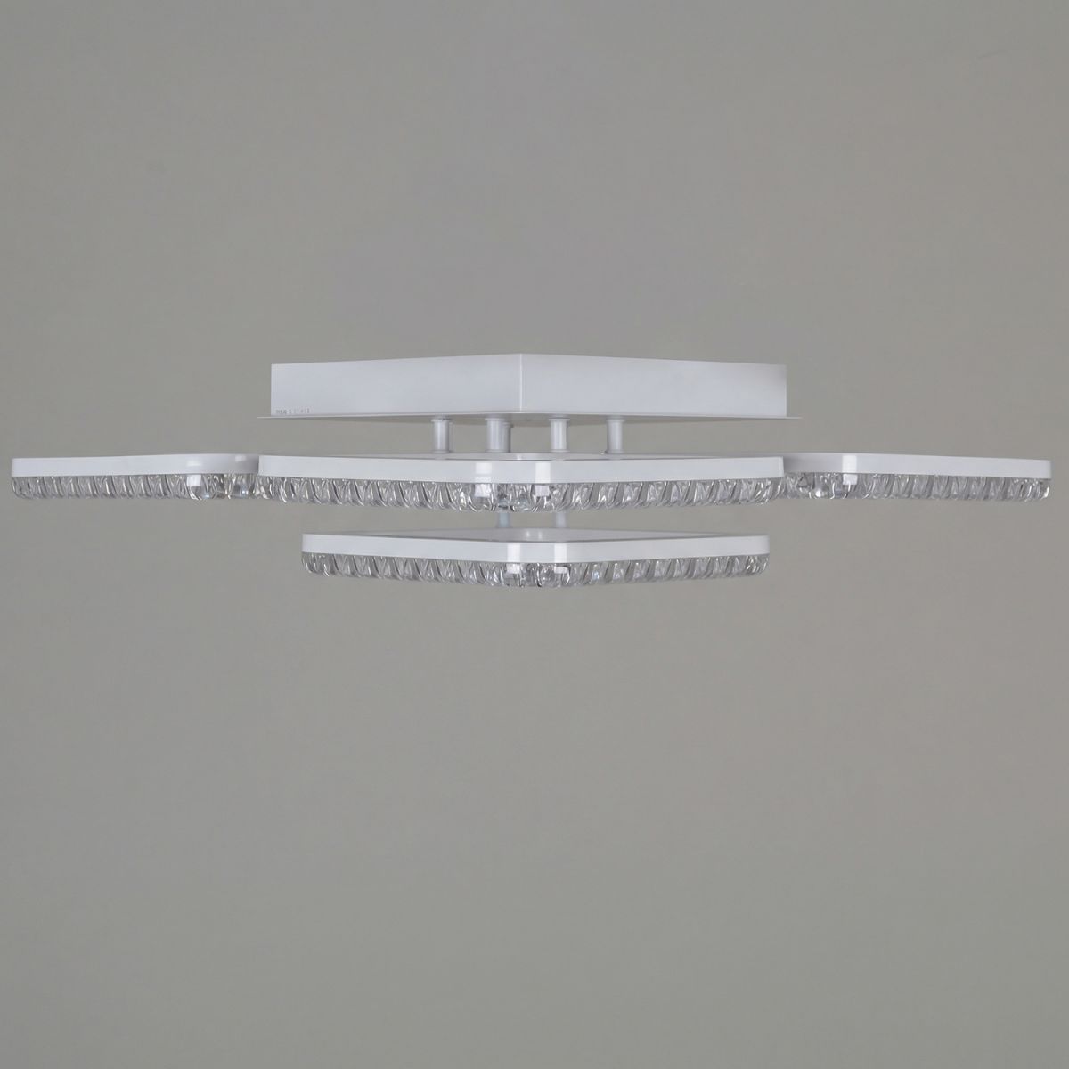 Потолочная люстра Reluce 19848-0.3-4+1B WH