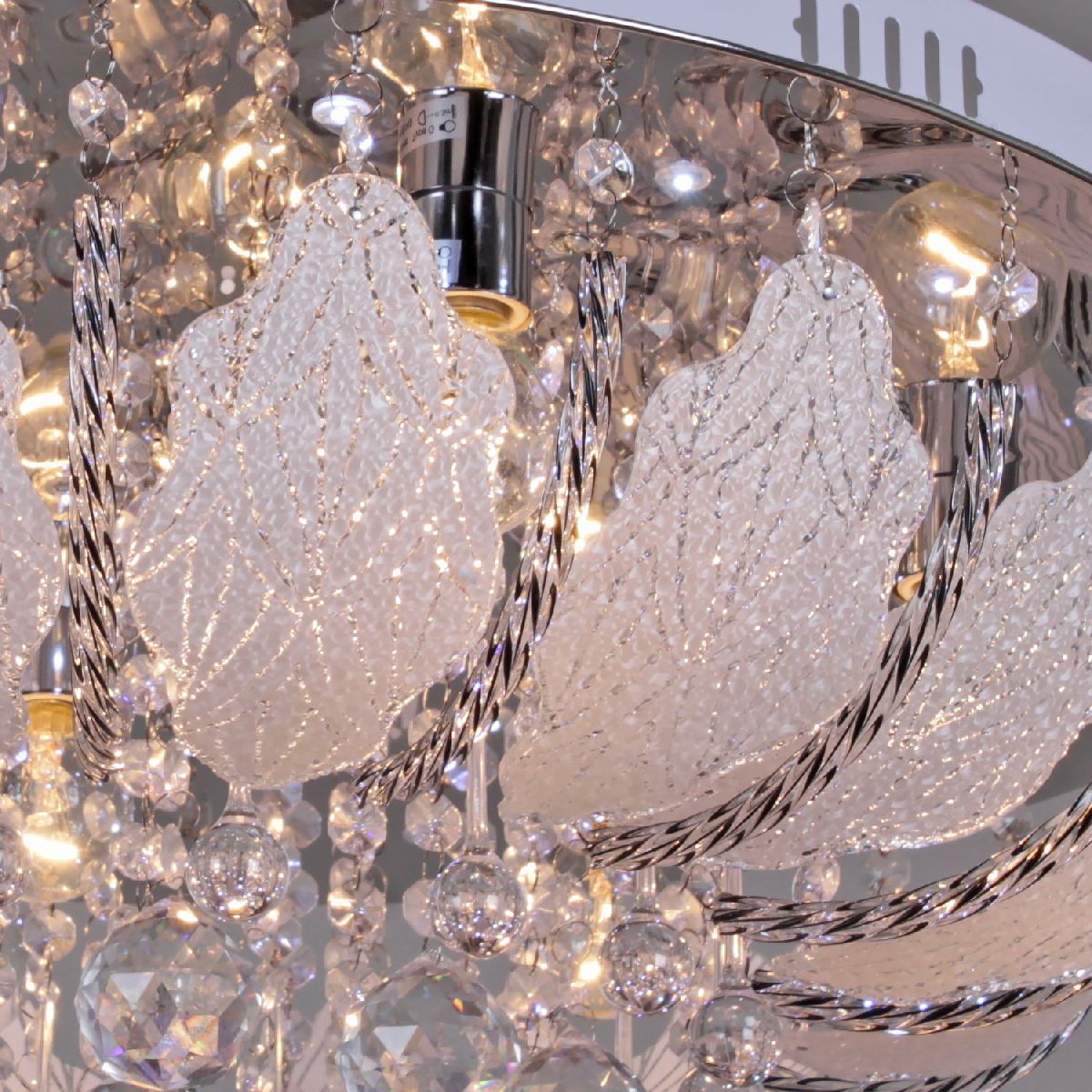 Потолочная люстра Reluce 55820-0.3-08