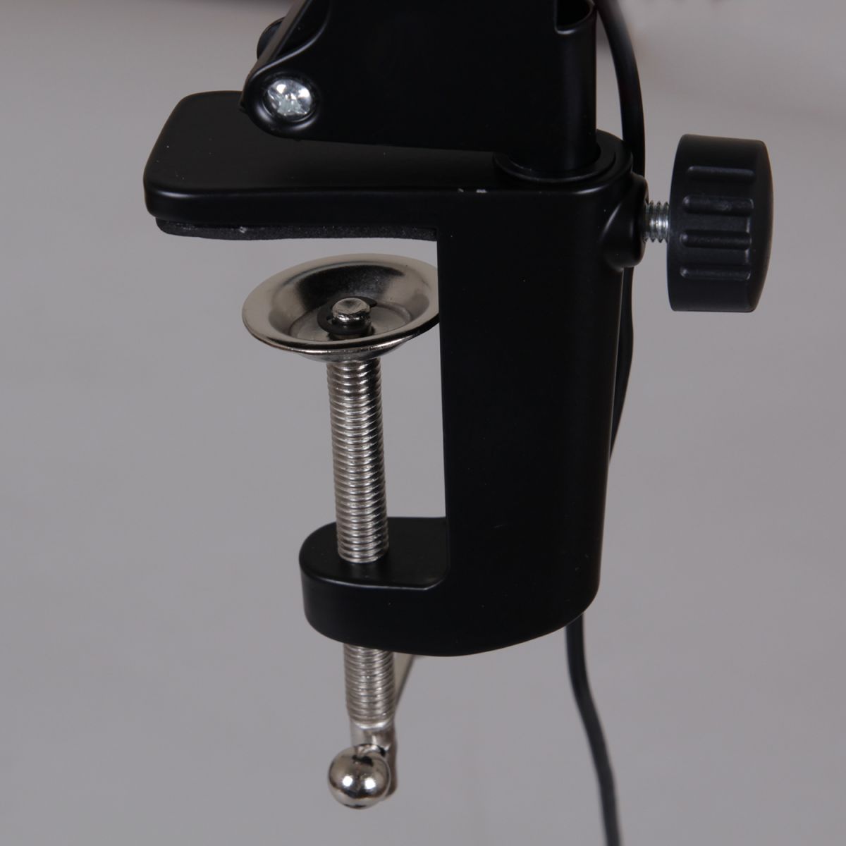 Настольная лампа Reluce 70000-0.7-01HV