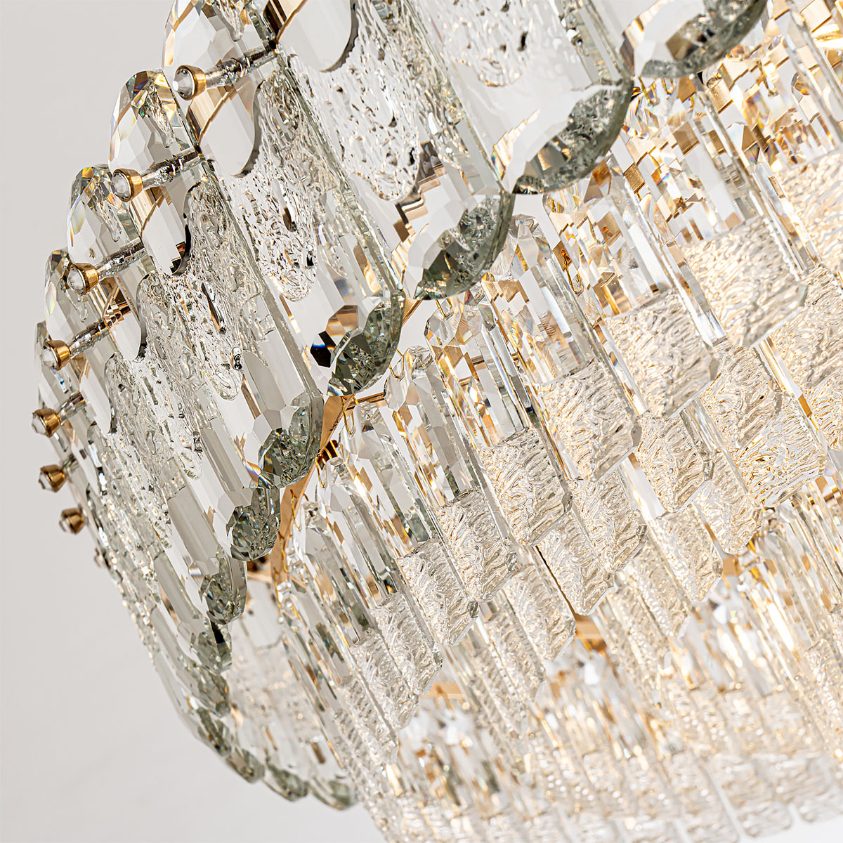 Подвесная люстра Modelux ML.7092.1000 GD