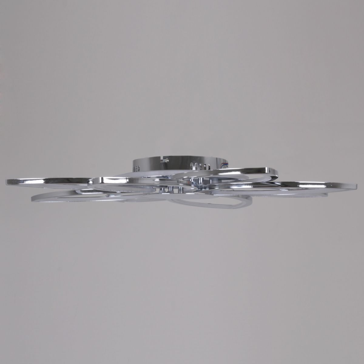 Потолочная люстра Reluce 09877-0.3-08 CR (RGB)