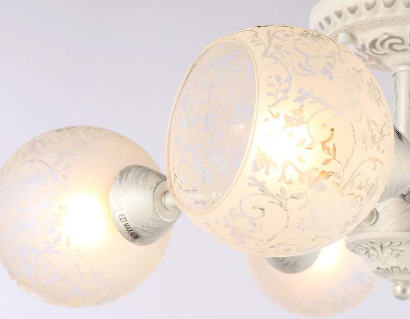 Потолочная люстра Ambrella Light Traditional TR3062