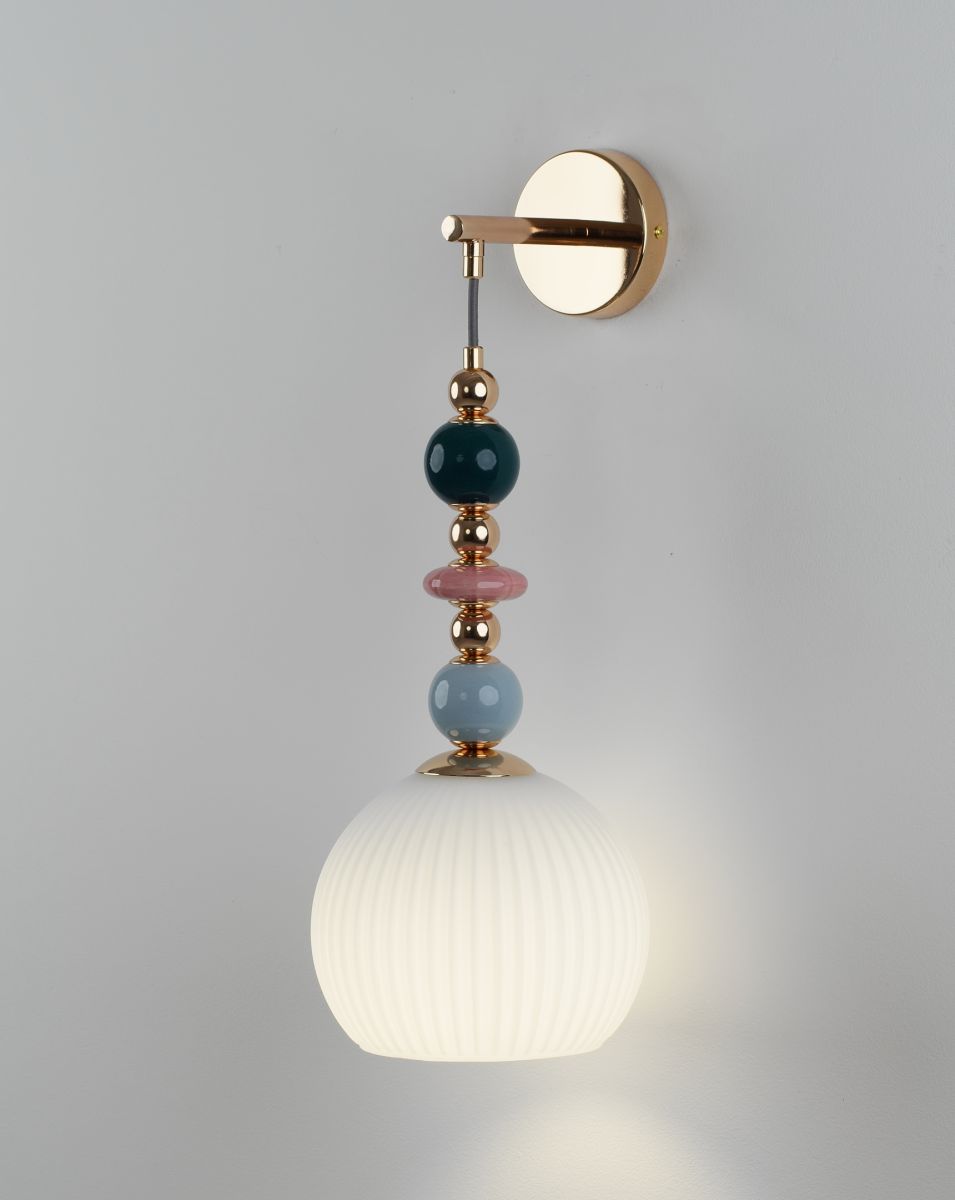 Бра Moderli Charm V11171-1W Бра Moderli Charm V11171-1W