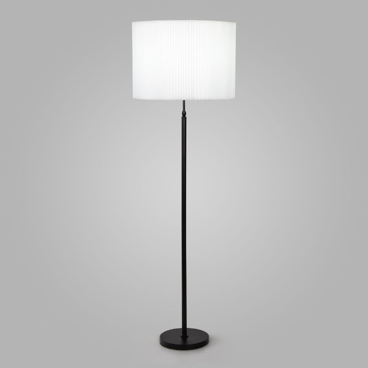 Торшер Eurosvet Notturno 01163/1 черный a065669 Торшер Eurosvet Notturno 01163/1 черный a065669