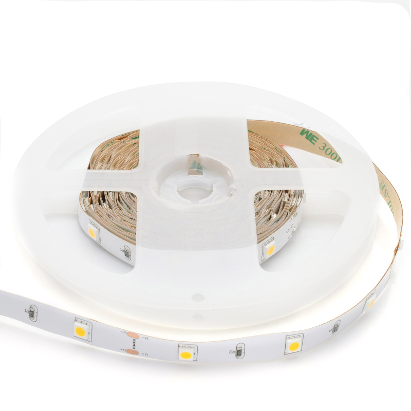 Комплект светодиодной ленты Apeyron 12В 7.2Вт/м smd 5050 30 д/м IP20 5м 3000K (блок, коннектор) 10-41