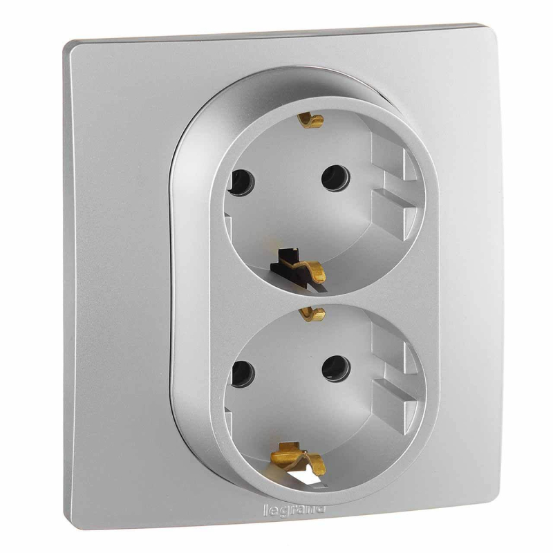 Розетка 2X2К+З Legrand Etika 16A 250V с/з винтовой зажим немецкий стандарт алюминий 672423