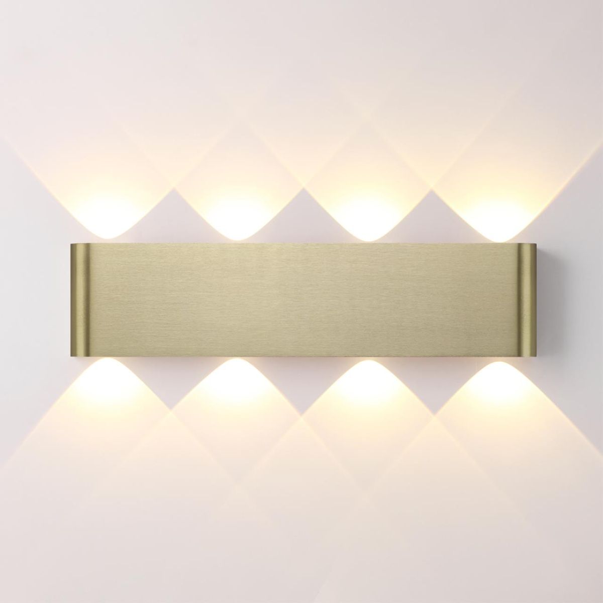 Настенный светильник Odeon Light Hightech Magnum 7107/8WL